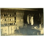 PHOTOGRAPHY - White House in a highlander