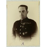 PHOTO - Policeman - 1920s/30s [State Police, Cross of Valour].