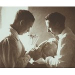 PHOTO - Polish Army doctors in the office of the Air Force Medical Research Center - 1930s.