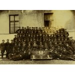 PHOTOGRAPHY - XI Course of the NCO School of the 28th Kaniowski Rifle Regiment - 1927 [Colonel Józef Tunguz-Zawiślak, Virtuti Militari, badges, 17x23 cm].