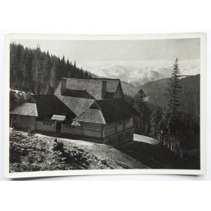 [CZARNOHORA]. Czarnohora. Scout hostel on Kostrzyca. Photo by B[ronislaw] Kupiec.