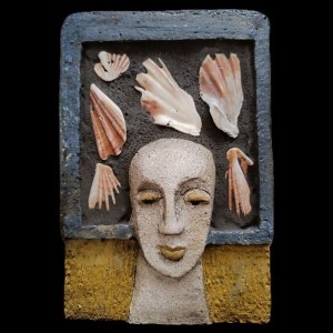 Małgorzata Swolkień - Portrét s mušľami