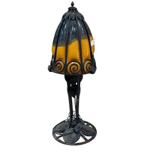 Table lamp