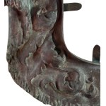 Scudo in bronzo a cera persa