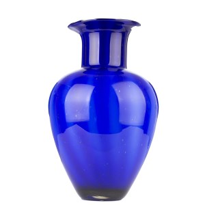 Makora Beautiful Glassworks, Vase, 21st century.
