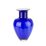 Makora Beautiful Glassworks, Vase, 21st century.