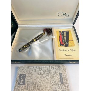 Pens, Omas Princess saft green celluloid fountain pen wi...