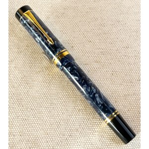 Pens, Parker Duofold Centennial MKI blue marbled fountai...