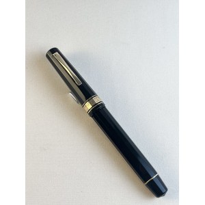 Pens, Omas Gentleman fountain pen In the 1980s Omas revi...