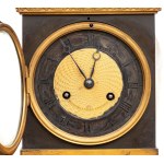 Mantle clock, Empire period - France, 19th century