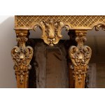 Paire de grandes consoles en bois sculpté et doré avec plateaux en marbre de style Louis XVI - 19e siècle