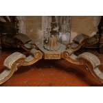 Paire de grandes consoles en bois sculpté et doré avec plateaux en marbre de style Louis XVI - 19e siècle