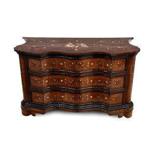Commode ancienne avec plateau à lattes et incrustation d'os - Région Lombardie-Vénétie, XVIIIe siècle