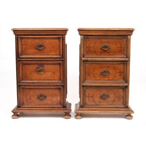 Pair of Italian walnut nightstands - Northern Italy, 19th century