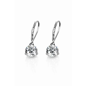 Earrings with diamonds