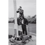 Danuta Rago (1934 - 2000), Fotoreportéři na náměstí Zwycięstwa, 1966/2026