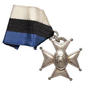 Estonia, Srebrny Krzyż 2 klasy, za zasługi dla pożarnictwa. Roman Tavast.
