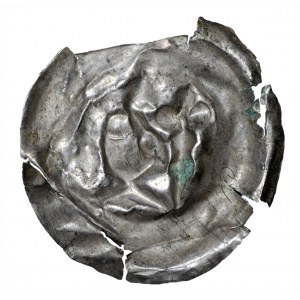 Brakteat, II połowa XII wieku, głowa w lewo z krzyżem/berłem