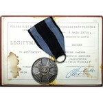 PRL Srebrny medal Zasłużony na Polu Chwały z legitymacją 1970, podpis Spychalski