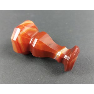 Stempelkolben aus Achat, T.P..