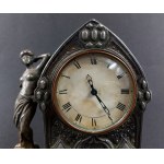 Art Nouveau clock with key