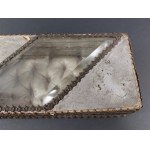 Wooden casket with glass