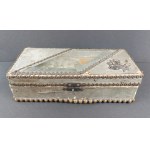Wooden casket with glass