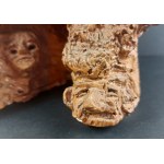 Socha 'Faces', T.G..