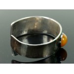 Massive bracelet with amber, Ref. So (124)