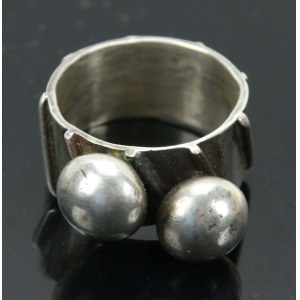 Ring with two balls, ORNO (172)