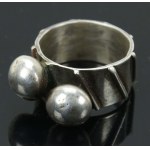 Ring with two balls, ORNO (172)