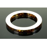Bracelet with amber, author
