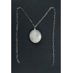 Jade pendant on chain, ORNO by Franciszka Szymanek (216)