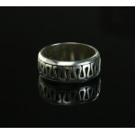 Ring, signed S inscribed in anchor (158)