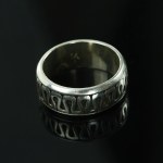 Ring, signed S inscribed in anchor (158)