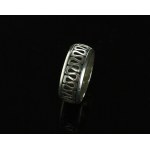 Ring, signed S inscribed in anchor (158)