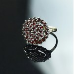 Ring with garnets, ref. G2 (115)
