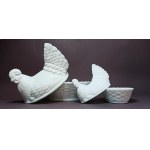 TWO HENS IN FLIGHT - "Ząbkowice" Household Glassworks in Dąbrowa Górnicza