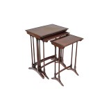 SET OF 4 EXTENDABLE SIDE TABLES, MAHOGANY