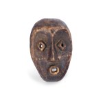 AFRICAN WOODEN MASK, HEMBA TRIBE?
