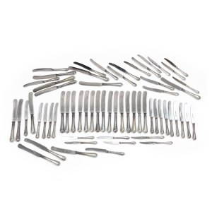 BUNDLE OF KNIVES, VARIOUS SIZES