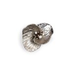 FLOWER-SHAPED BROOCH, 14-KARAT WHITE GOLD