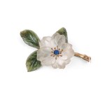 FLOWER BROOCH WITH A SAPPHIRE, 14-KARAT YELLOW GOLD
