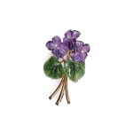 VIOLET BROOCH WITH AMETHYSTS, 14 KT YELLOW GOLD
