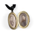 MEDALLION WITH MONOGRAM, VICTORIAN