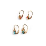 2 PAIRS OF CHILDREN’S EARRINGS, 14-KARAT YELLOW GOLD