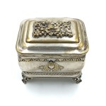 Box sugar bowl(Warsaw, early 20th century).