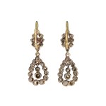 Hanging earrings with rosettes, mid-19th century