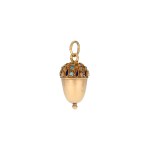 Pendant in the form of an acorn, early 20th century