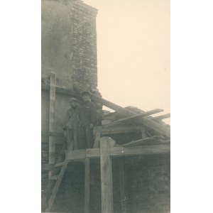 [Reconstruction of Warsaw] Tenement house Pod Murzynkiem [photograph ca 1950].